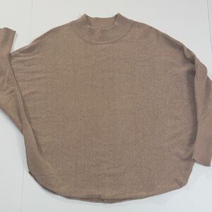 Kerisma Tan Sweater | s/m